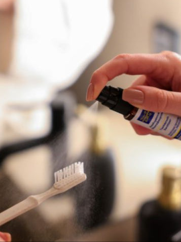 Toothbrush Disinfectant – 30ml